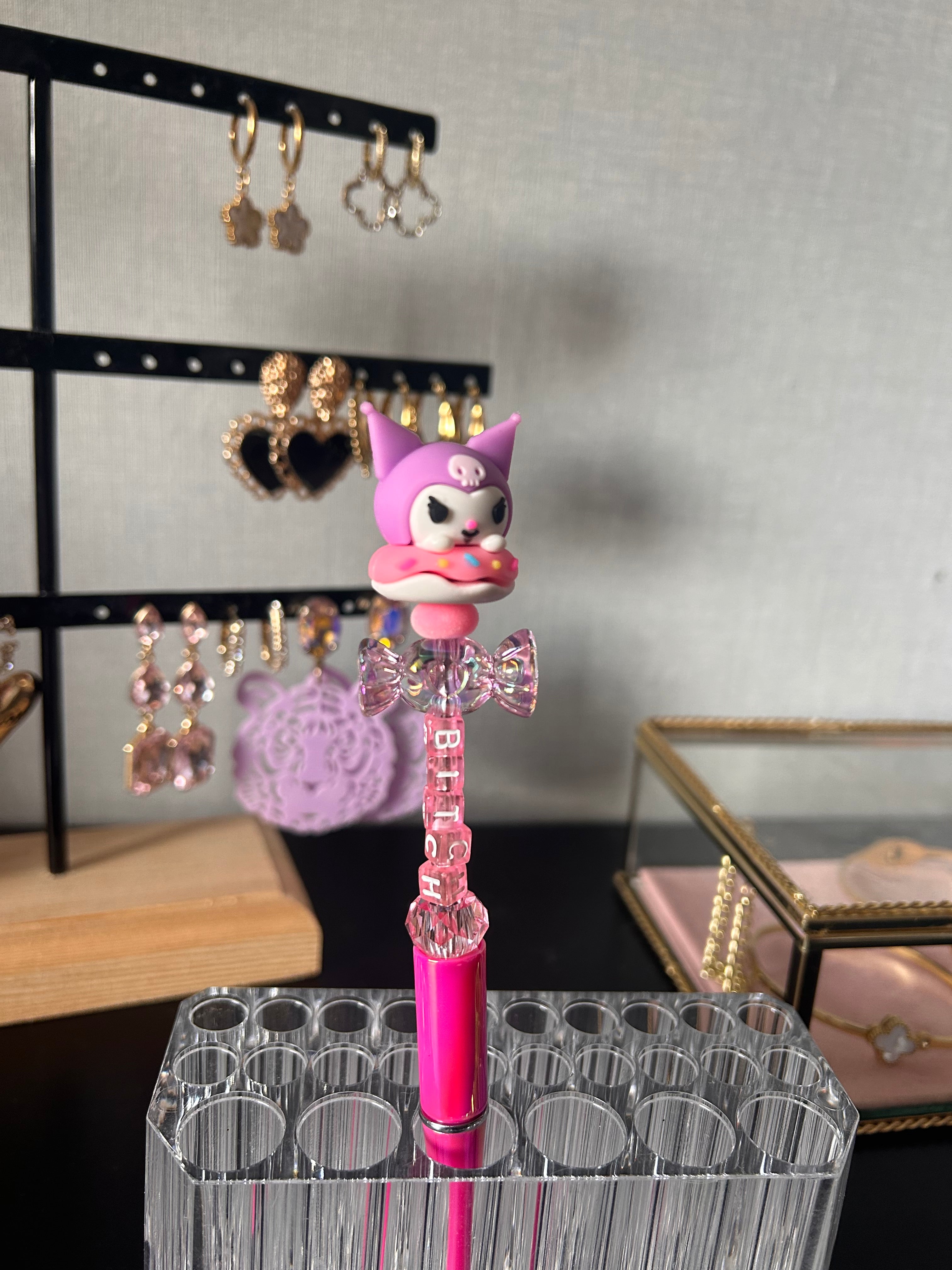 Diy: pen baddy