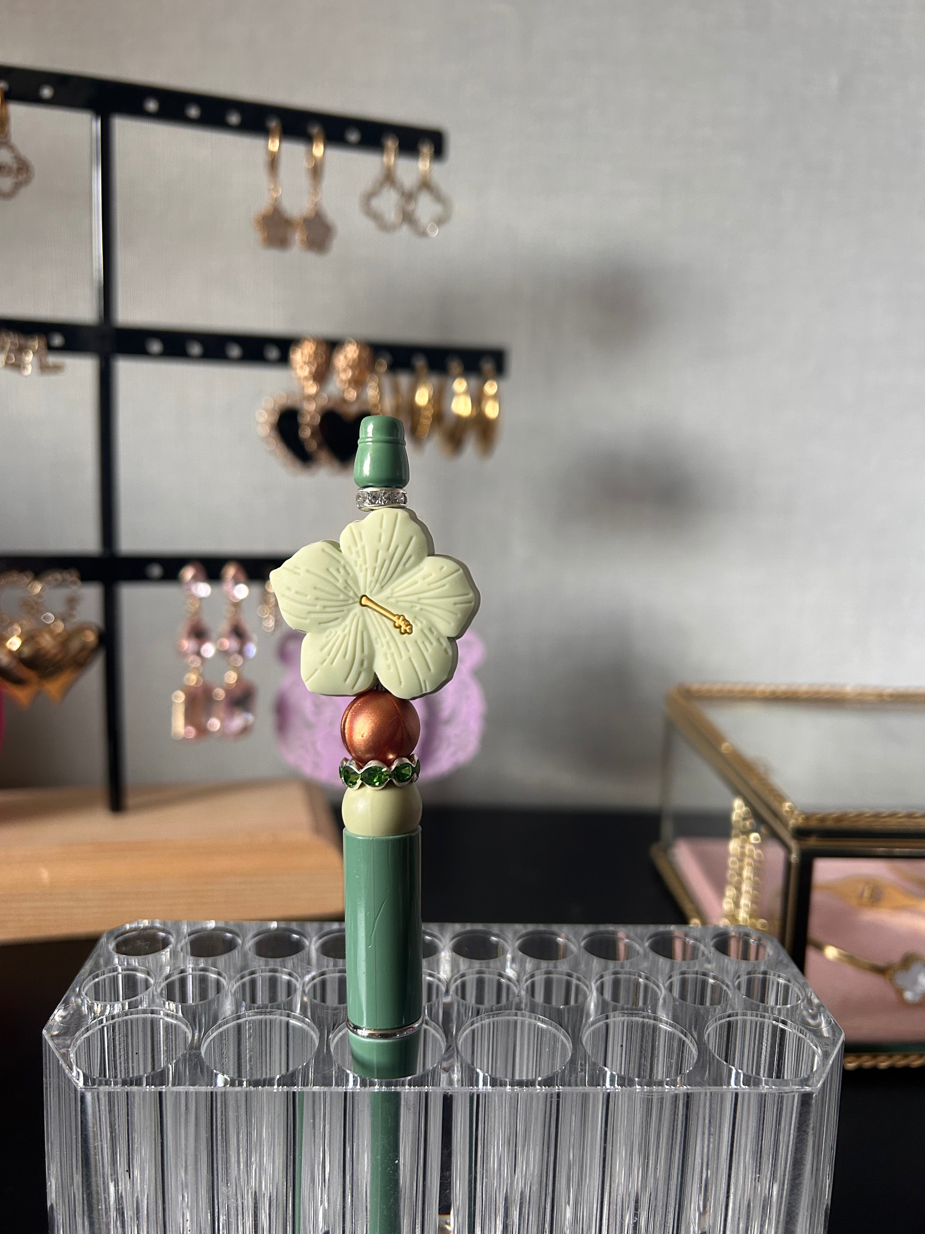 Diy: pen Green Flower