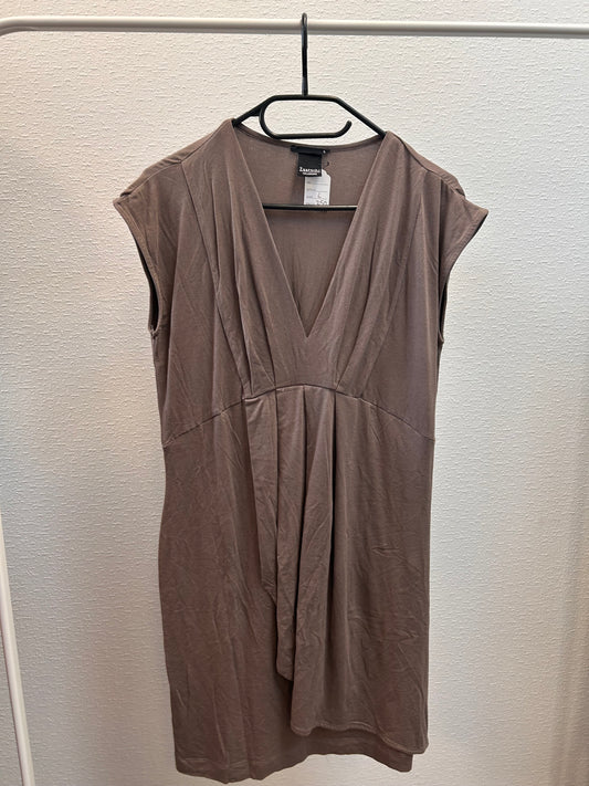 001-25 zaatxchi beige jurk maat 40