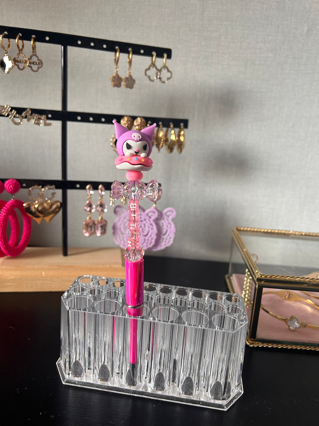 Diy: pen baddy