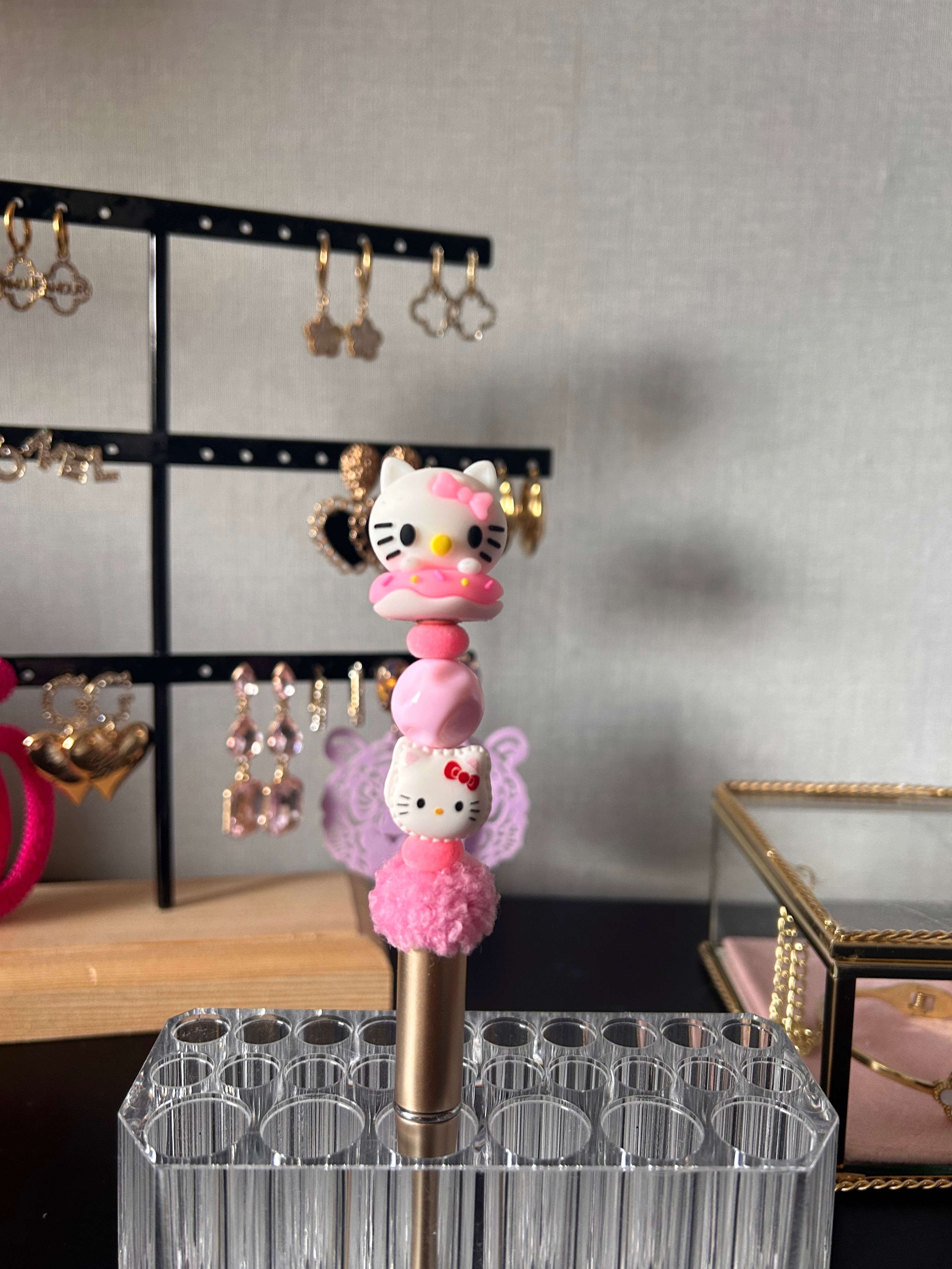 Diy: pen hello kitty